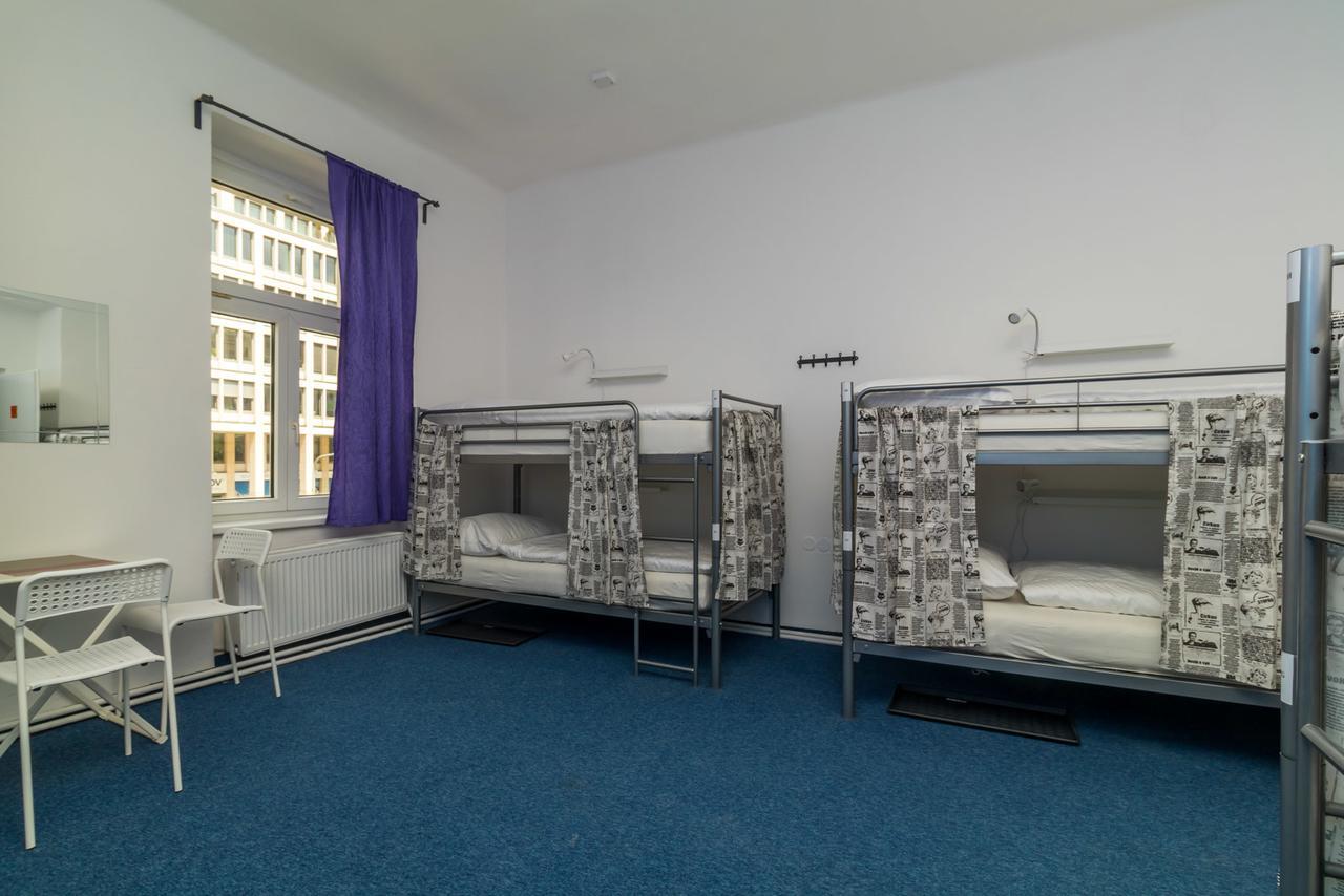 New Hostel In ปราก ภายนอก รูปภาพ